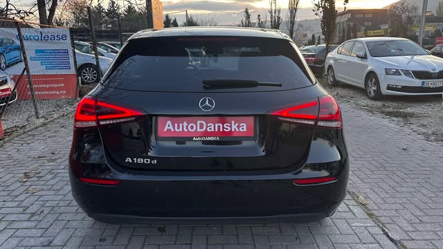 mercedes A180 autodanska5